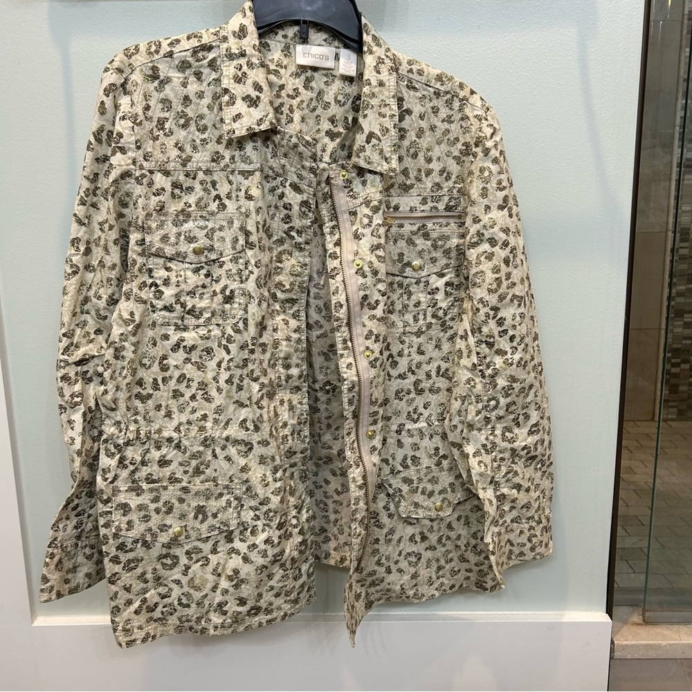 Chico's Animal Print Zippered  Top/Jacket in Size Chico 3 (16)